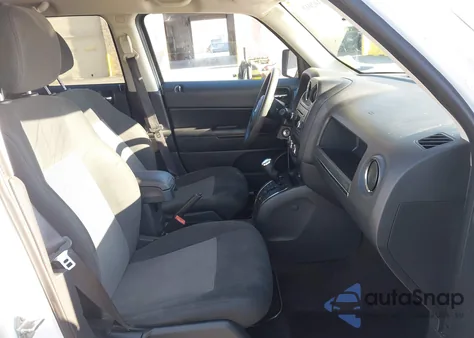 2015 Jeep Patriot Altitude Edition z USA, uszkodzony, nr VIN 1C4NJRBB8FD356882